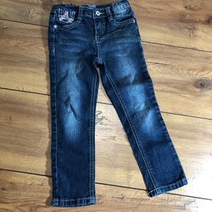 Girls Almost Famous jeans